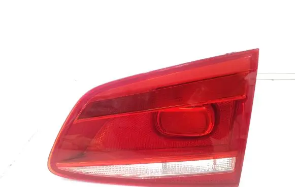 Volkswagen PASSAT B7 Tailgate rear/tail lights 3AF945094C