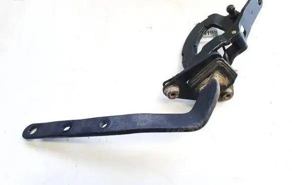 Volvo V70 Tailgate/trunk/boot hinge 9154670 6670