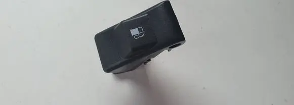 Mazda 6 Fuel tank opening switch 