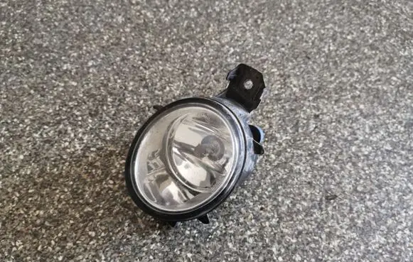 BMW X5 E70 Front fog light 6317718431703