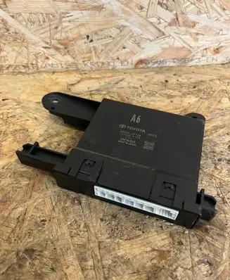 Toyota RAV 4 (XA50) Air conditioning/heating control unit 8865042720