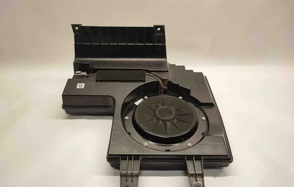 Dodge RAM 1500 DS Subwoofer speaker P68277288AB 68329768AA