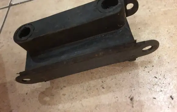 Moskvich 412 Gearbox mount 4121001050b
