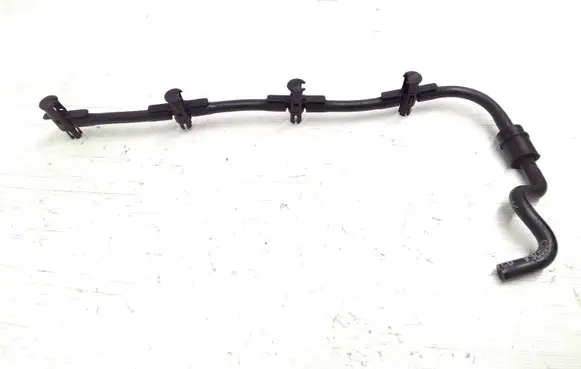 Volkswagen PASSAT CC Fuel return line/hose 