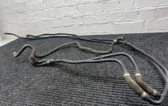 Volvo XC90 Engine coolant pipe/hose 31368524
