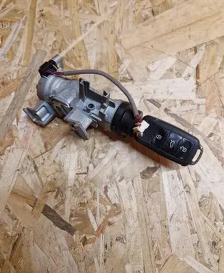 Volkswagen Golf VI Ignition lock 1K0905851B 0355BC11010