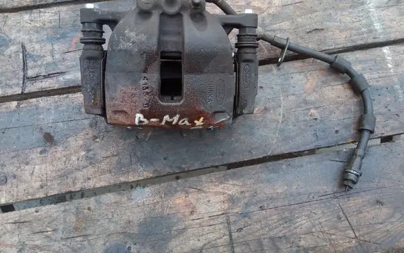 Ford B-MAX Front brake caliper