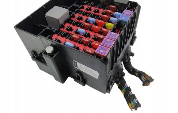 Ford Fiesta Fuse box set 8V5T14A005GUH