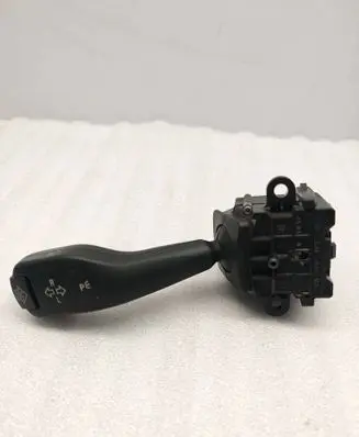 BMW 5 E60 E61 Indicator stalk 8363668 01104010