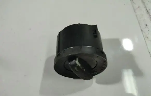 Volkswagen Golf V Light switch 1K0941431B