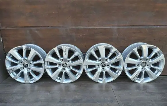 Toyota Yaris R16 alloy rim 