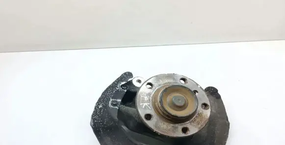 BMW 1 F20 F21 Front wheel hub spindle knuckle