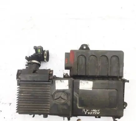 Mazda 2 Air filter box 0141403231