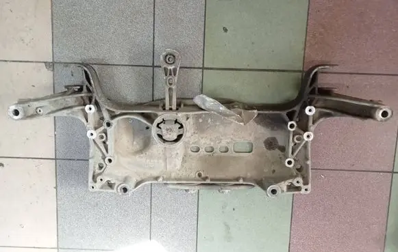 Volkswagen PASSAT B6 Front subframe 3C0199369F