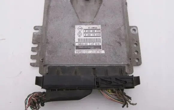 Renault Espace III Engine control unit/module 8200175016 8200296272