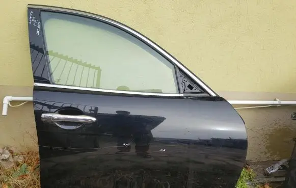 Infiniti FX Front door