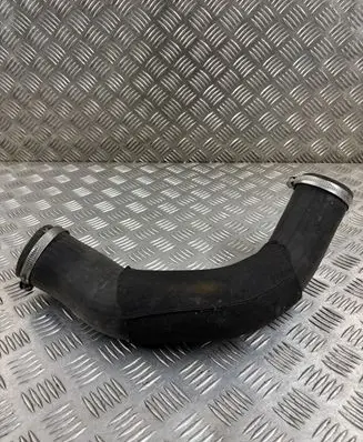 Audi Q7 4M Intercooler hose/pipe 4M0145737M
