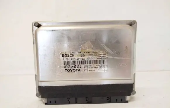 Toyota Yaris Engine control unit/module 896610D171 4079180272 0281011651