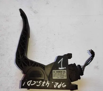 Mercedes-Benz Sprinter W901 W902 W903 W904 Accelerator throttle pedal A9013000404 482100805 0281002335