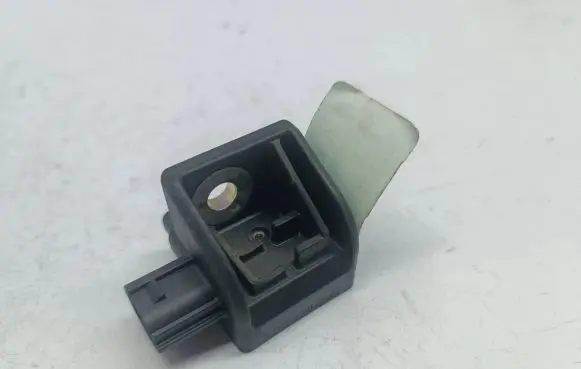 Honda FR-V Airbag deployment crash/impact sensor 77970SFEB110M2