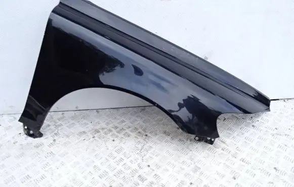 Volvo C70 Fender