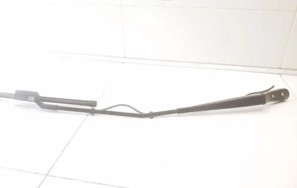 Peugeot 3008 II Front wiper blade arm 9810664980