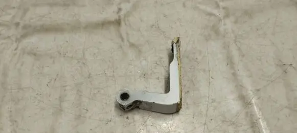 Volvo XC60 Front door lower hinge 31424608