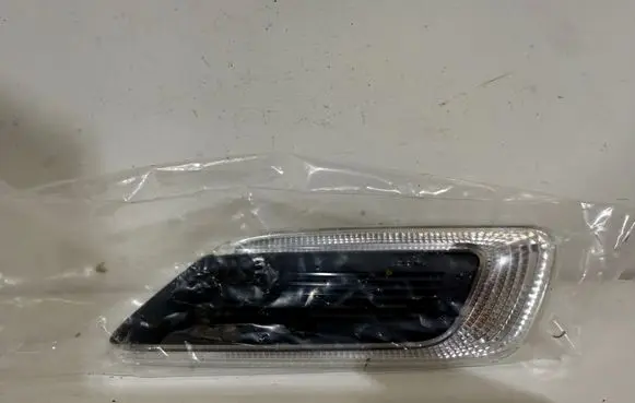 Mini Countryman U25 Front fender indicator light 7358465-15