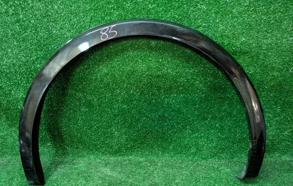Toyota Prius (XV60) Fender trim (molding) 