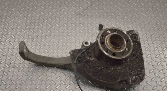 Mercedes-Benz E W238 Front wheel hub