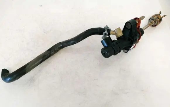 Toyota Avensis T250 Clutch master cylinder