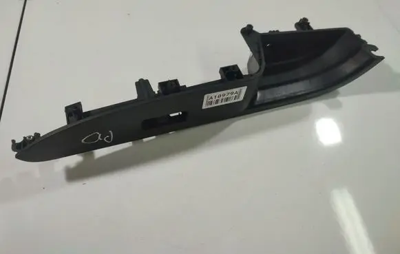 Hyundai i30 Front door window switch trim 935772L000 93577-2L000