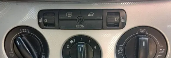Volkswagen PASSAT B6 Climate control unit