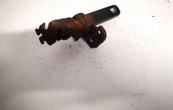 Volvo S80 Fuel tank opening switch 