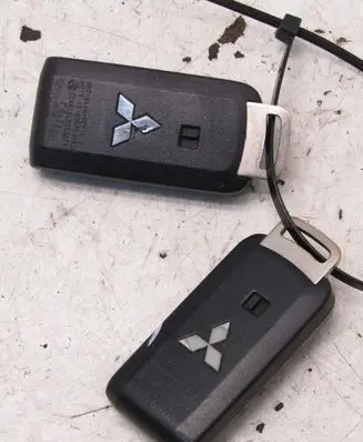 Mitsubishi Outlander Ignition key/card 2007DJ0534