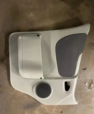 Opel Vivaro Front door card panel trim 7700313074 91165801