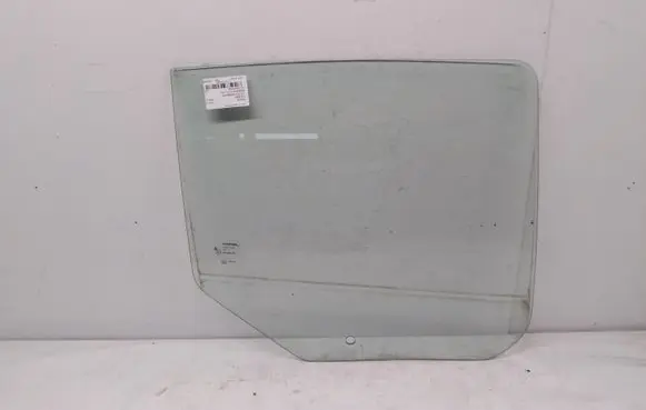 Rear door window glass