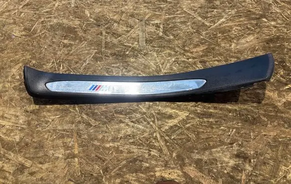 BMW 5 E60 E61 Rear sill trim cover 7898819 7898823 7172291