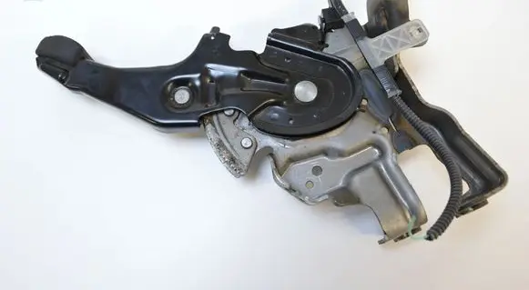 Lexus RX 330 - 350 - 400H Hand brake release handle 
