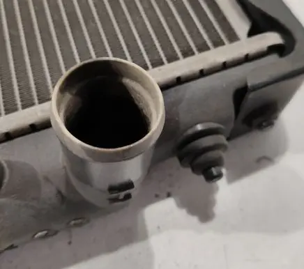 Coolant radiator
