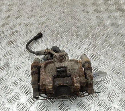 Volkswagen Golf VII Rear brake caliper 8V0615424D 5Q0615406CK