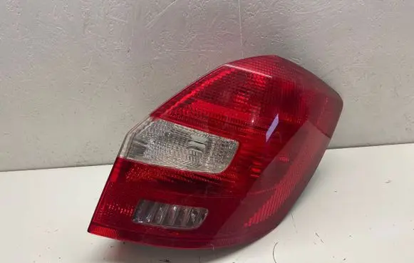 Skoda Fabia Mk2 (5J) Rear/tail lights 5j6945096