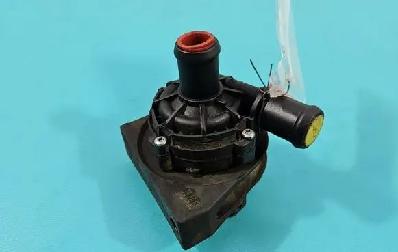 Skoda Fabia Mk3 (NJ) Electric auxiliary coolant/water pump 0392023406 IMPRK1554147