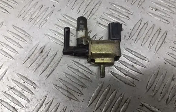 Nissan Micra Vacuum valve K5T48474