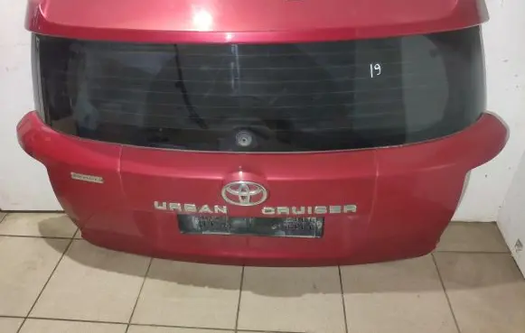 Toyota Urban Cruiser (XP110) Tailgate/trunk/boot lid