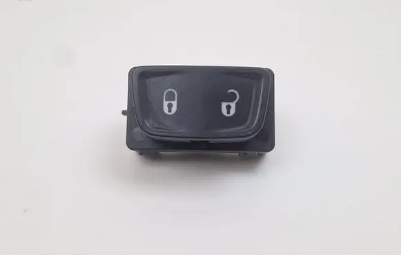 Fiat 500X Central locking switch button 30170845