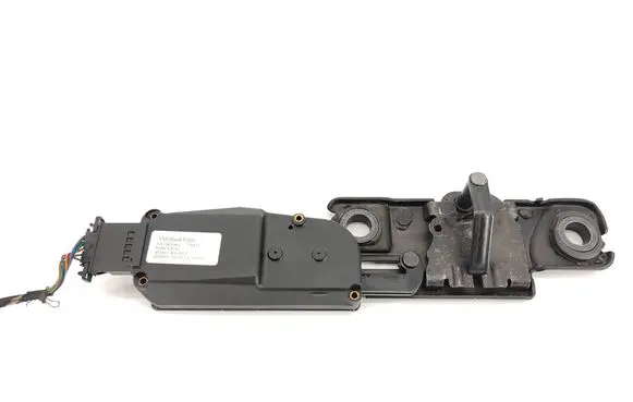 Audi A6 Allroad C7 Tailgate/trunk/boot lift motor 4F9827383H 130613 0028547