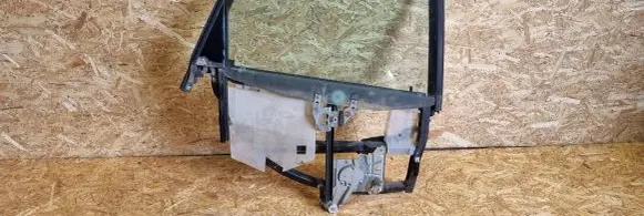 Audi A4 S4 B5 8D Rear door window/glass frame 8D0839400A