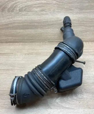 Toyota Prius (XW30) Air intake hose/pipe 1788037100