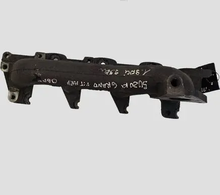 Suzuki Grand Vitara II Exhaust manifold 82426549